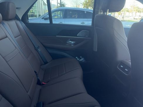 Certified 2025 Mercedes-Benz GLE 350 4MATIC image 10