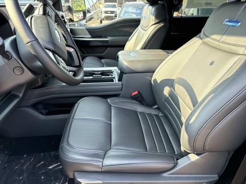 New 2026 Ford F250 Platinum AWD/4WD image 23