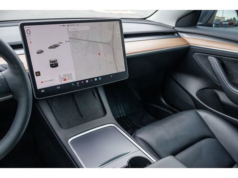 Used 2022 Tesla Model 3 Long Range image 22