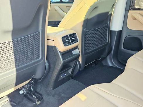 New 2026 Mercedes-Benz GLE 350 4MATIC image 23