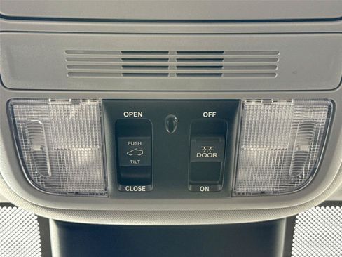 Used 2023 Honda Odyssey EX-L image 21