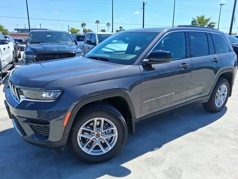 New 2026 Jeep Grand Cherokee Laredo X RWD image 3