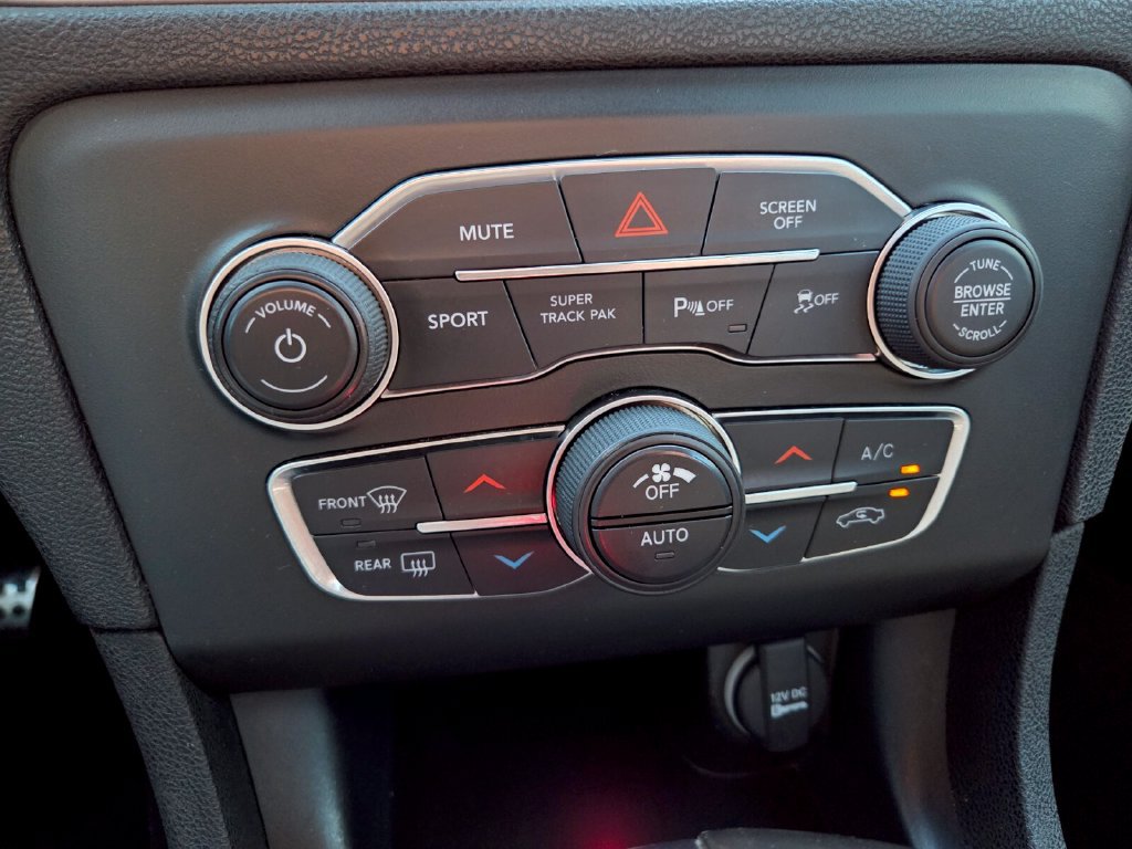 Used 2021 Dodge Charger R/T RWD image 28