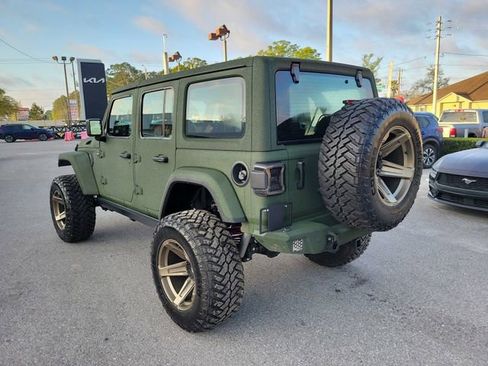 Used 2025 Jeep Wrangler Unlimited Sport AWD/4WD image 3