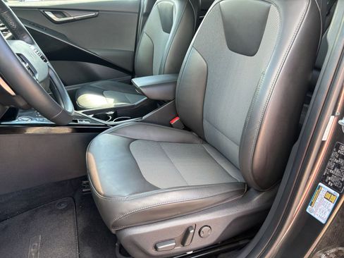 Used 2023 Kia Niro Wind w/ Wind Preserve Package image 33