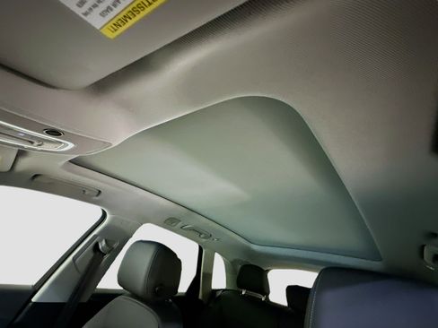 Used 2022 Audi Q5 2.0T Premium w/ Convenience Package image 27