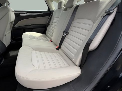 Used 2018 Ford Fusion S FWD image 18