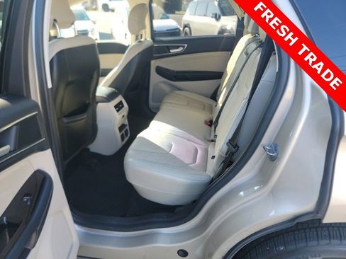 Used 2017 Ford Edge Titanium w/ Equipment Group 301A image 4