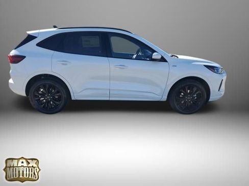 New 2026 Ford Escape ST-Line Elite w/ Equipment Group 501A AWD/4WD image 3