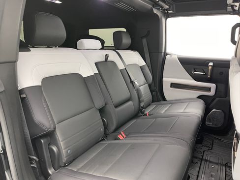 Used 2025 GMC Hummer EV 2X w/ LPO, Illumination Package AWD/4WD image 40