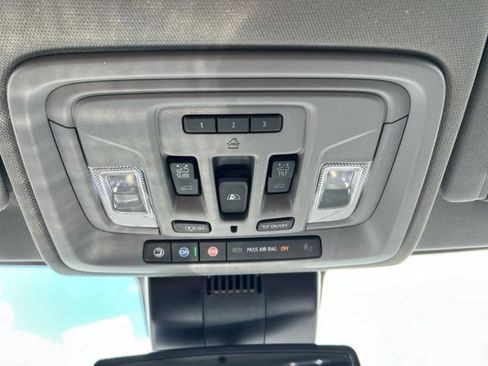 Used 2025 GMC Sierra 1500 SLT w/ SLT Premium Plus Package AWD/4WD image 48