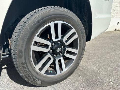 Used 2016 Toyota 4Runner Limited AWD/4WD image 7