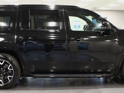 New 2025 Jeep Wagoneer Series II image 4