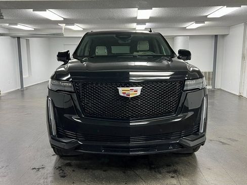 Certified 2023 Cadillac Escalade Sport Platinum image 30
