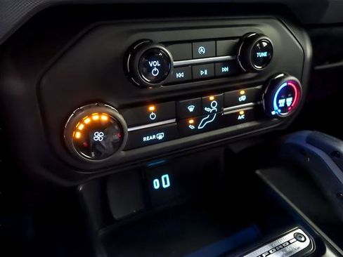 Used 2021 Ford Bronco Big Bend AWD/4WD image 19