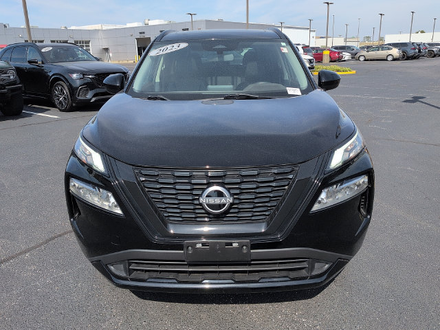 Used 2023 Nissan Rogue SV w/ SV Premium B Package AWD/4WD image 2