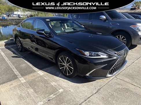 Used 2025 Lexus ES 350 w/ Premium Package image 1