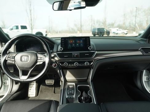 Used 2022 Honda Accord Sport image 26