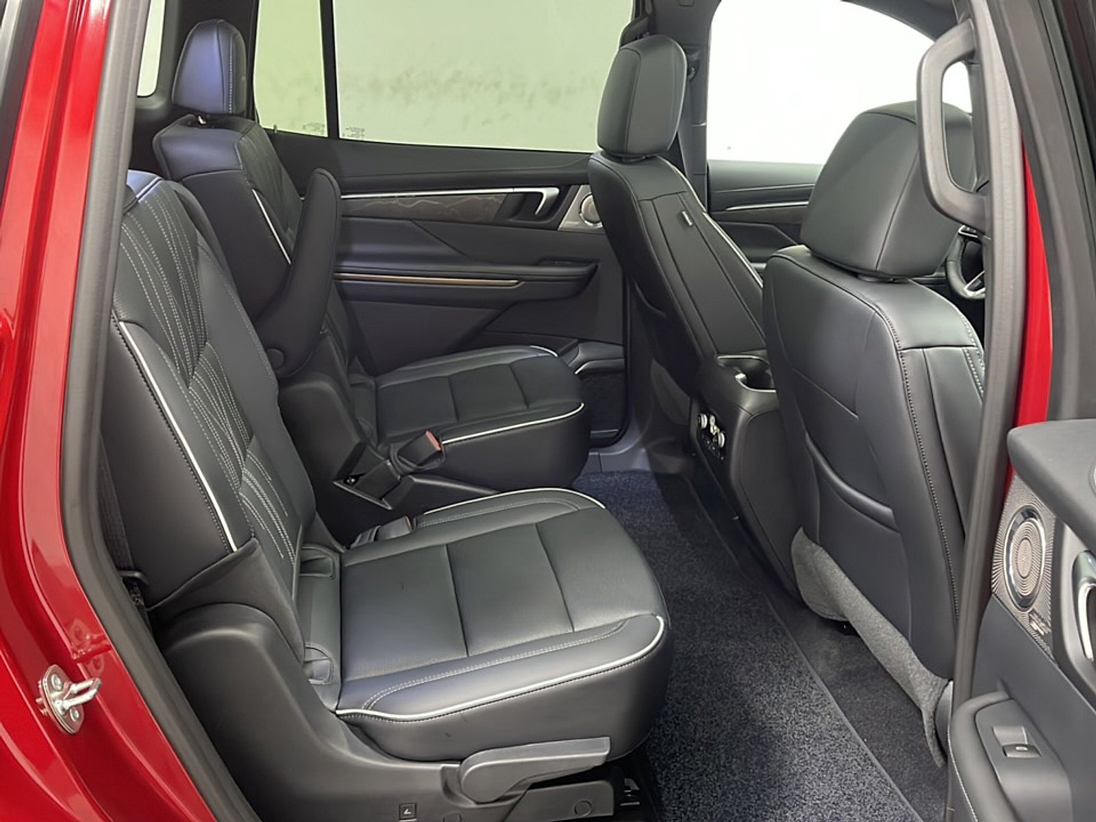 Used 2026 Buick Enclave Avenir w/ Super Cruise Package FWD image 20