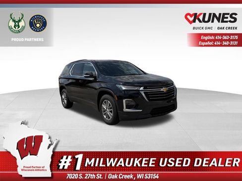 Used 2023 Chevrolet Traverse LT FWD image 1