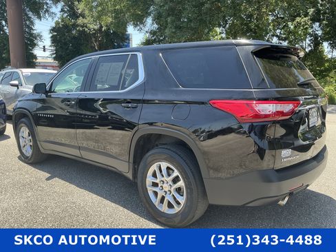 Used 2020 Chevrolet Traverse LS FWD image 3