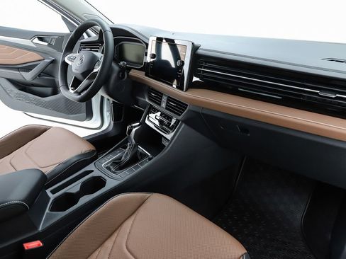 New 2026 Volkswagen Jetta SEL image 32