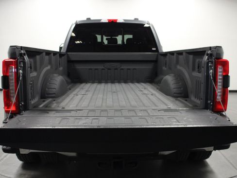 Used 2023 Ford F350 Lariat AWD/4WD image 13