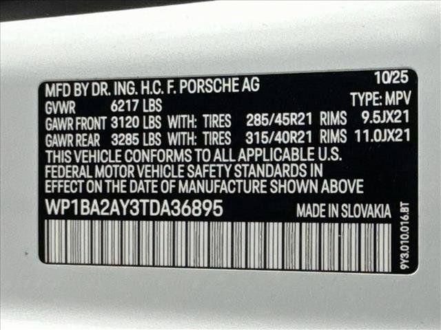 Certified 2026 Porsche Cayenne Coupe AWD/4WD image 25