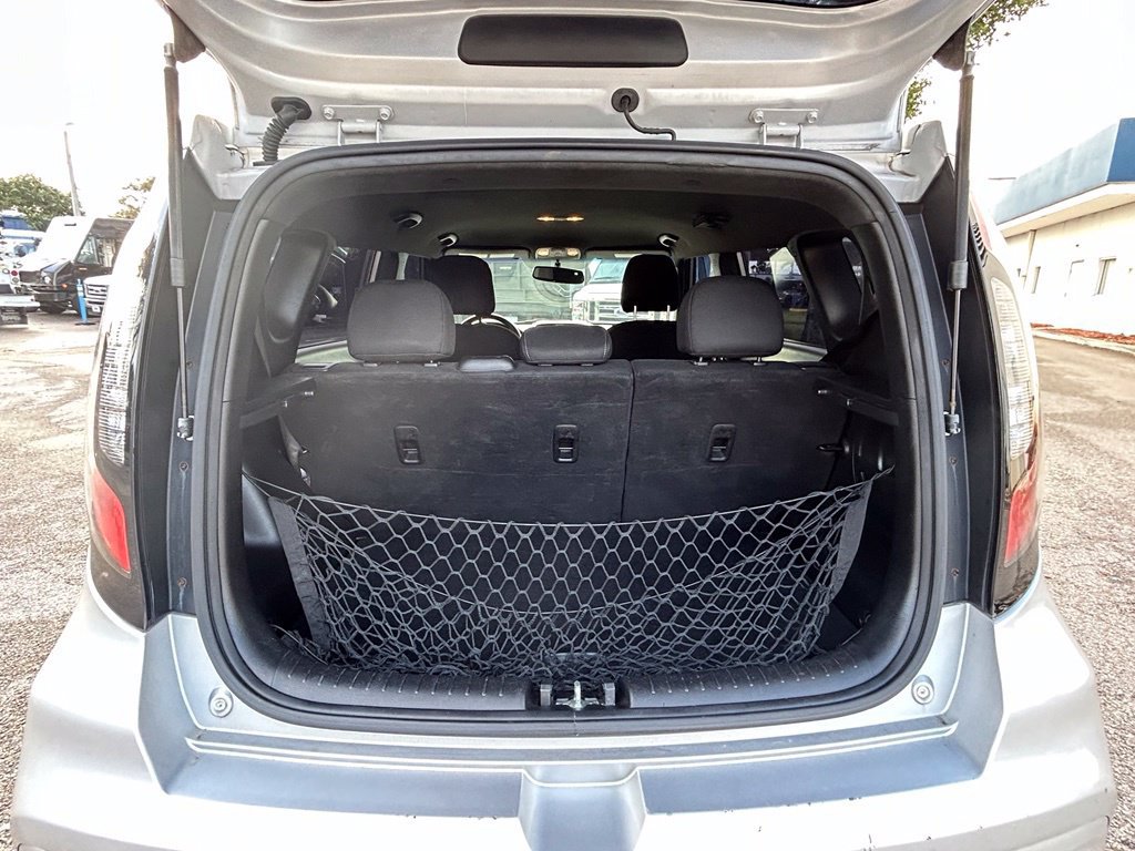 Used 2017 Kia Soul + FWD image 31