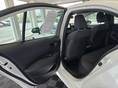 Used 2024 Toyota Corolla LE image 36