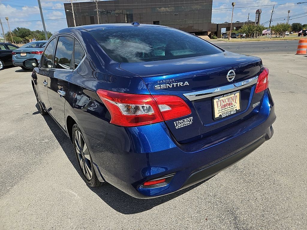 Used 2019 Nissan Sentra SV w/ Special Edition Package FWD image 5