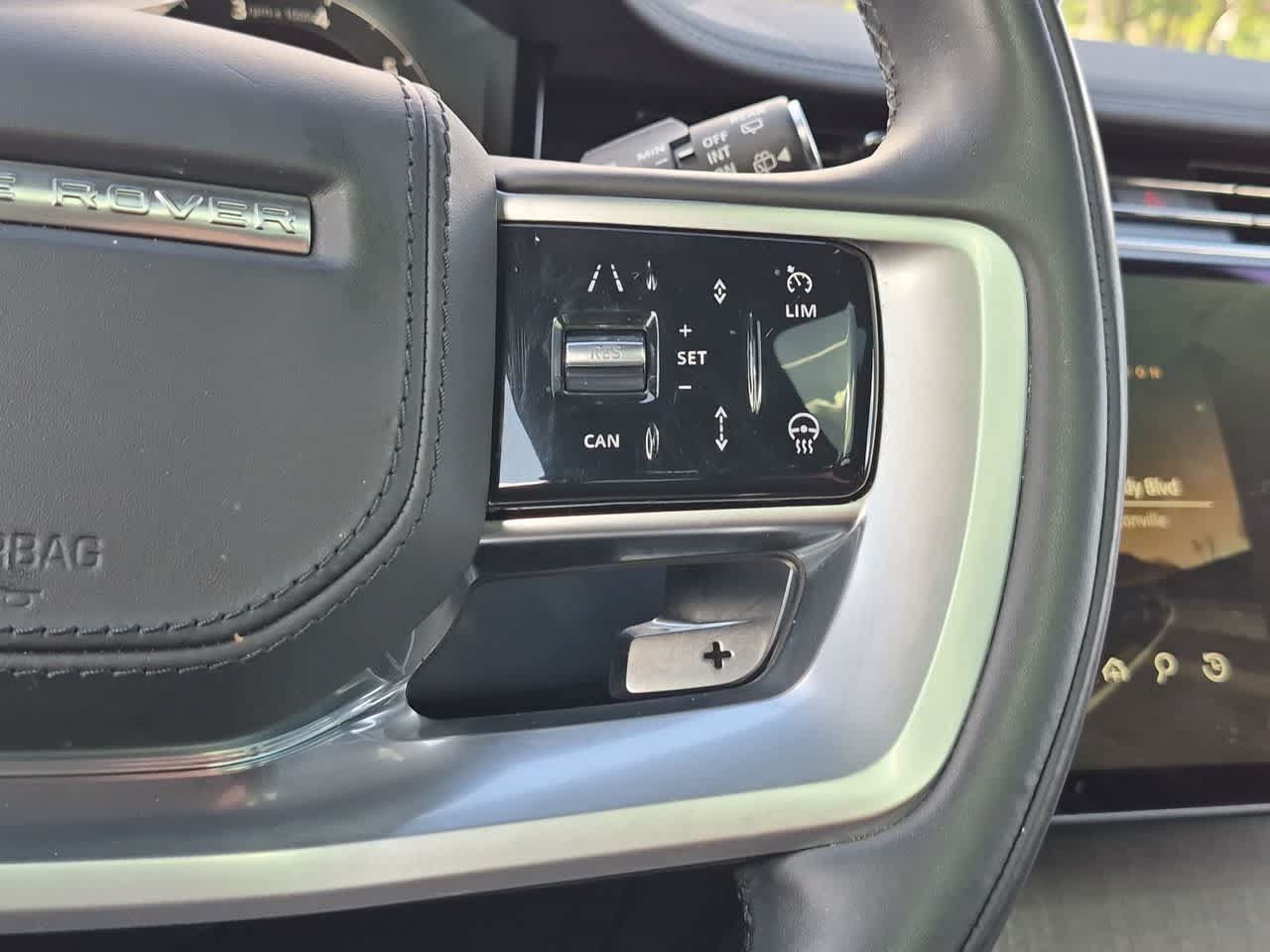 Certified 2024 Land Rover Range Rover SE AWD/4WD image 27