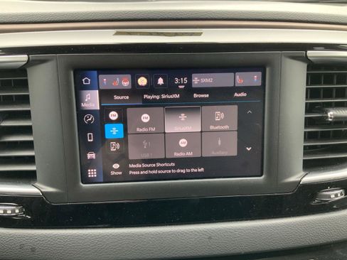 Used 2023 Chrysler Voyager LX image 36