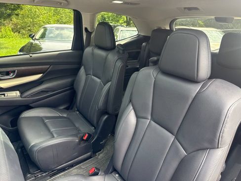Used 2022 Subaru Ascent Touring AWD/4WD image 14