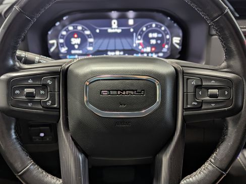Used 2023 GMC Yukon Denali Ultimate AWD/4WD image 21