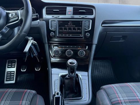 Used 2017 Volkswagen GTI S FWD image 15