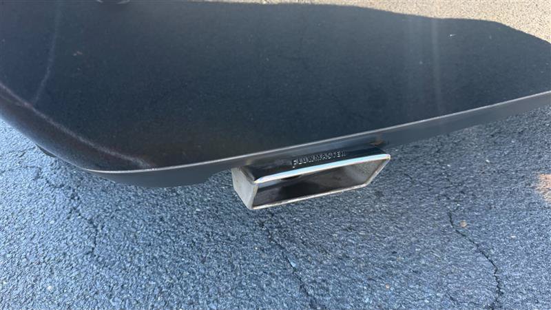 Used 2010 Dodge Challenger SRT8 w/ SRT Option Group II RWD image 13