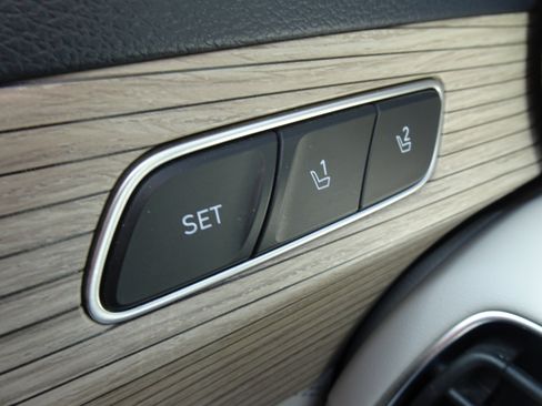 Used 2022 Hyundai Palisade Calligraphy FWD image 28