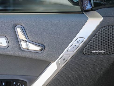 New 2026 BMW iX xDrive45 w/ Premium Package image 18