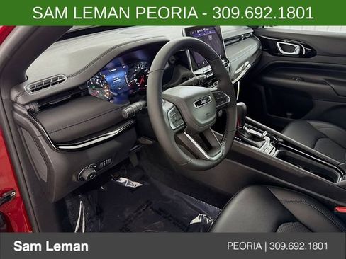 New 2026 Jeep Compass Latitude image 10