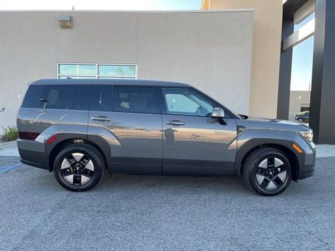 New 2026 Hyundai Santa Fe SE image 5