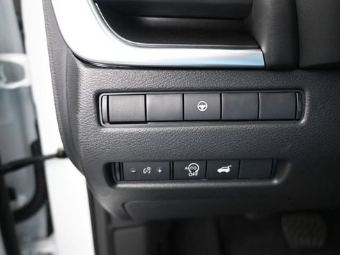 Used 2026 Nissan Rogue SV AWD/4WD image 24