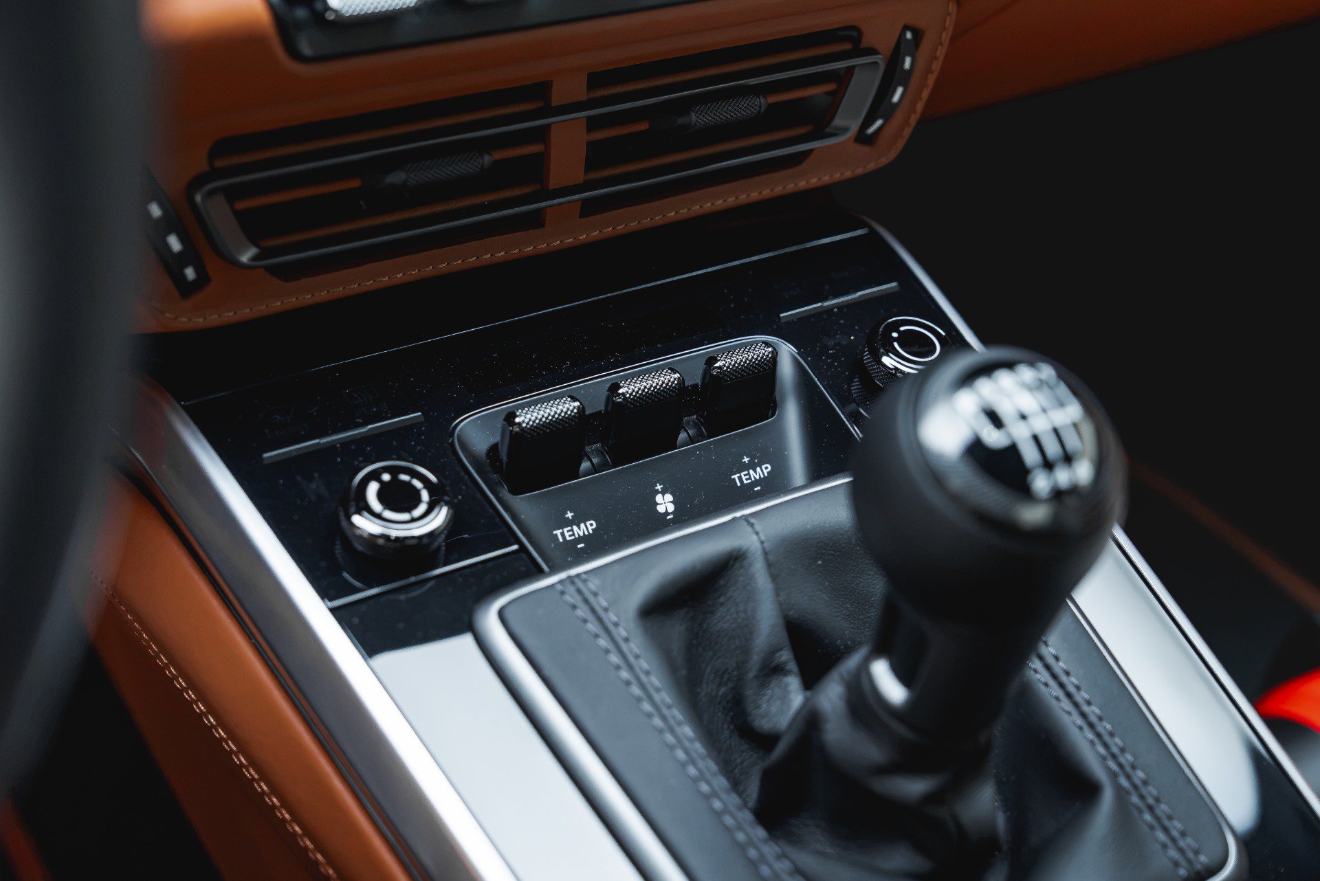 Used 2023 Porsche 911 Sport Classic RWD image 76