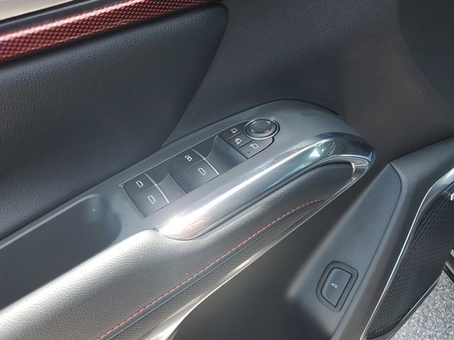 New 2026 Chevrolet Traverse RS w/ LPO, Floor Liner Package FWD image 20