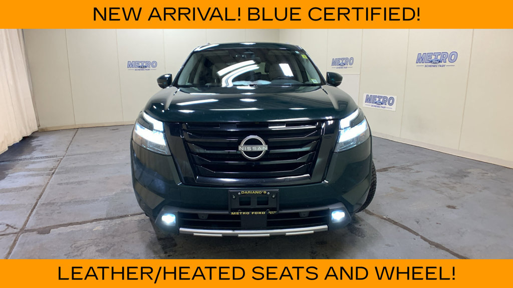 Used 2022 Nissan Pathfinder SL w/ SL Black Package AWD/4WD image 8