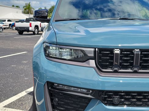 New 2026 Jeep Grand Cherokee L Limited image 7