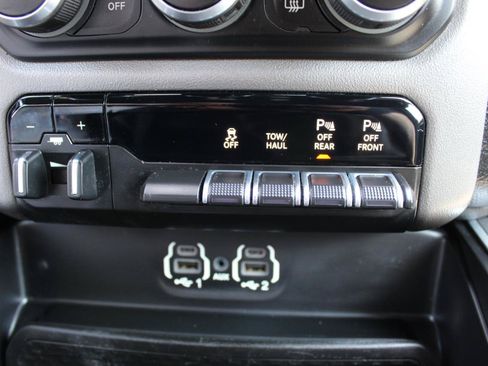Used 2019 RAM 2500 Lone Star AWD/4WD image 32