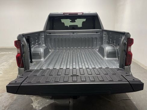 Used 2024 Chevrolet Silverado 1500 Custom w/ Turbomax Blackout Package image 6