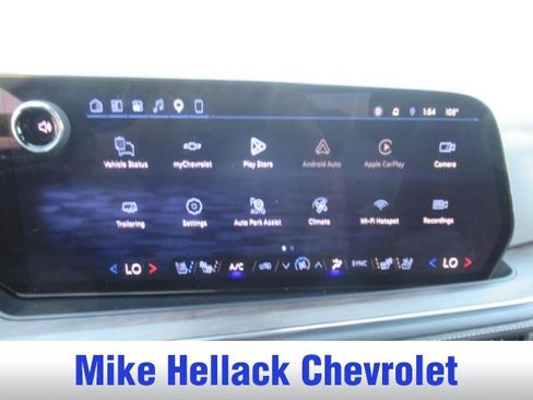 Used 2026 Chevrolet Tahoe Premier AWD/4WD image 26