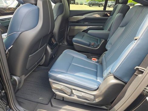 New 2026 Cadillac Escalade IQ Sport 2 w/ LPO, ONYX Package image 19